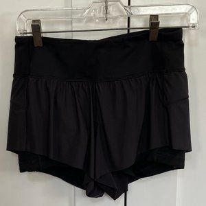 Lululemon Sea-Me Run Shorts - Size 6